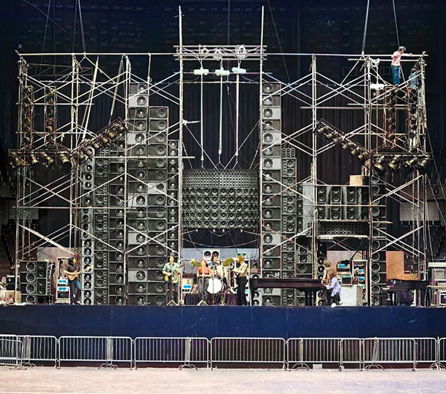 Grateful Dead'in Wall of Sound sistemi McIntosh amplifikatörleriyle güçlendirildi